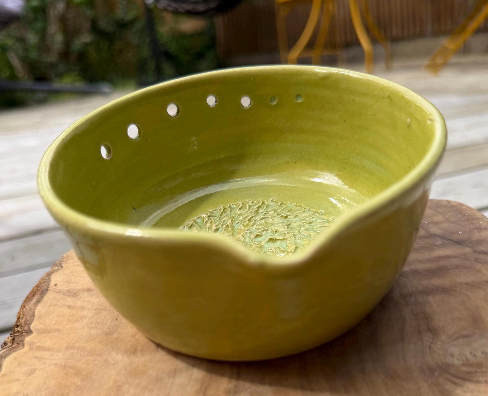 3 in 1 Ceramic Herb Stripper, Garlic & Ginger Grater Bowl | Dressing Bowl olive green - Image 6