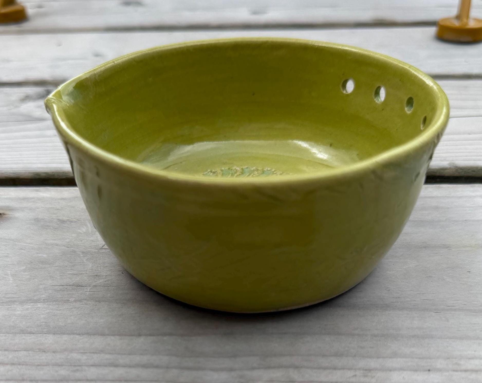 3 in 1 Ceramic Herb Stripper, Garlic & Ginger Grater Bowl | Dressing Bowl olive green - Image 8